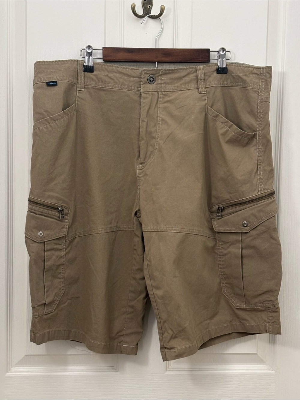 KÜHL Men’s Cargo Shorts Size 40 Khaki Hiking Outdoor Utility Pockets
